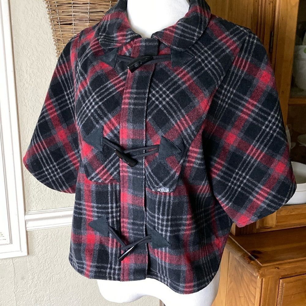 Volcom Zip-Up Wool Blend Cape Style Jacket With Tonal Buttons Size Small